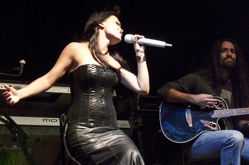 Reseña concierto de TARJA TURUNEN en Colombia, en el Teatro Metro de Bogota, Mar 8 de 2011