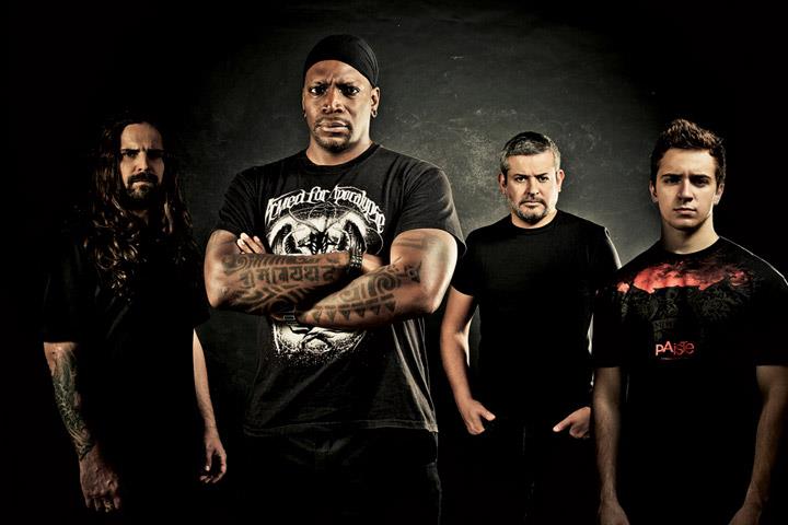 Eloy Casagrande - Sepultura