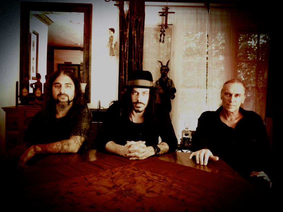 THE WINERY DOGS (Mike Portnoy, Billy Sheehan y Richie Kotzen): detalles del album debut