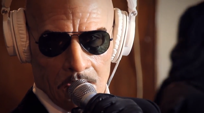 GHOST: interpretan tres canciones con Papa Emeritus II sin traje