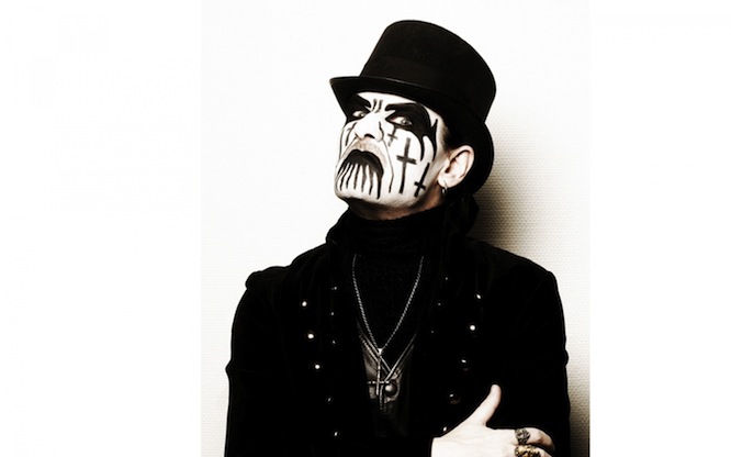 KING DIAMOND nuevo single “Masquerade Of Madness” en linea
