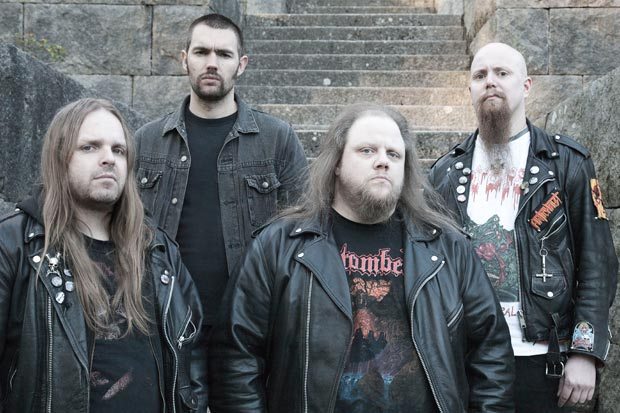 ENTRAILS dos adelantos de su nuevo álbum en linea