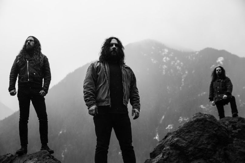 WOLVES IN THE THRONE ROOM nuevo disco “Thrice Woven”