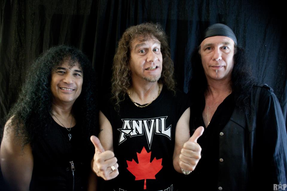 ANVIL en Colombia 2013, Nov 4 en el Bogotá Company Bar Rock