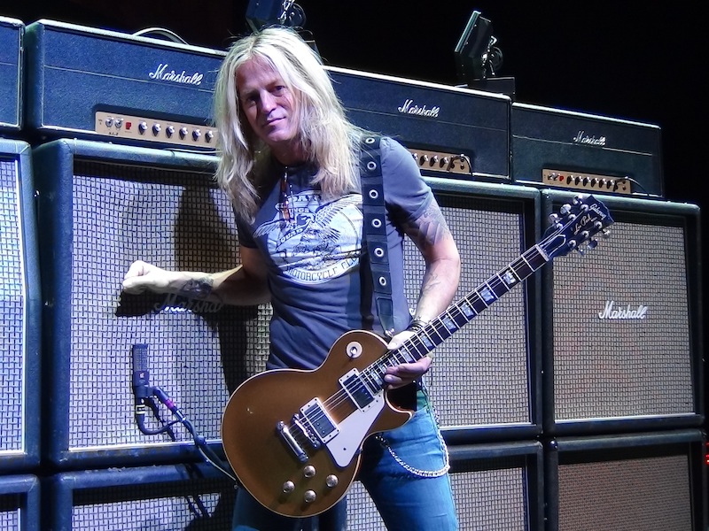 WHITESNAKE: Doug Aldrich deja la banda