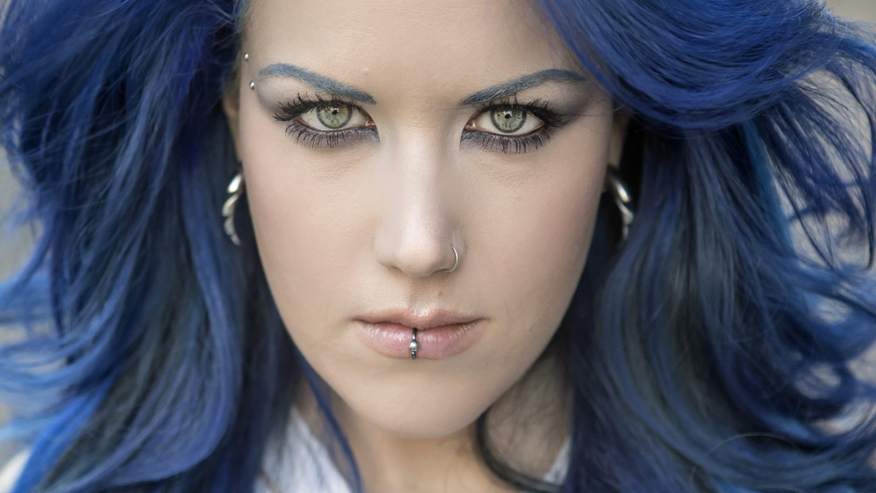 ALISSA WHITE-GLUZ (Arch Enemy) preparando su primer album solo