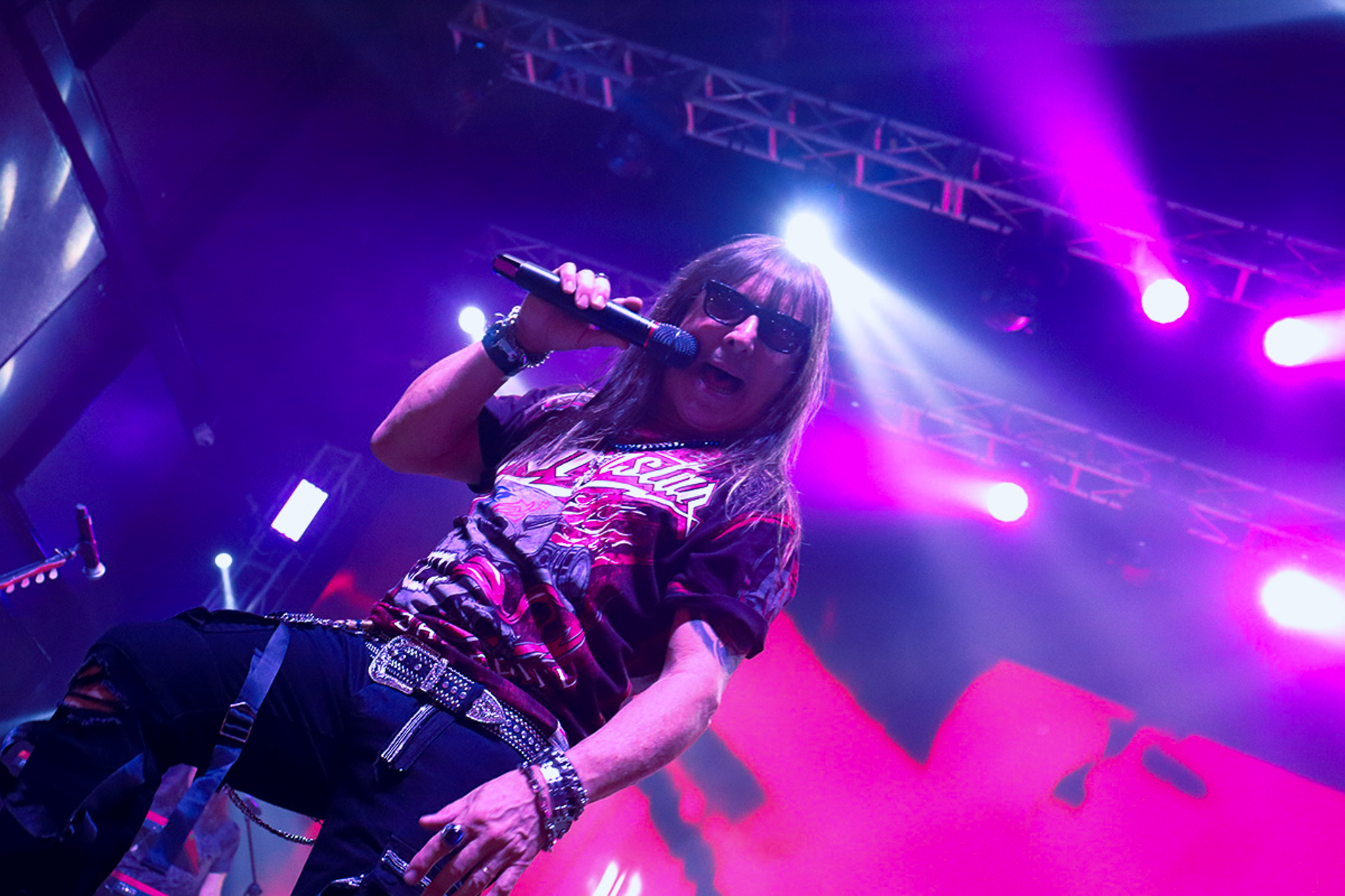 Reseña concierto de Rata Blanca en Colombia 2025: 35 años de Magos, Espadas y Rosas en el Centro de Eventos Royal Center de Bogotá